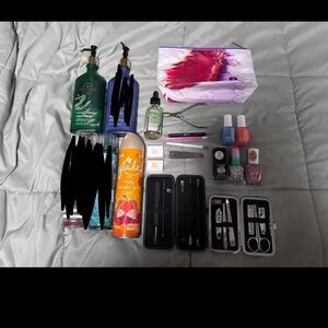 Assorted Beauty and Personal Care Set